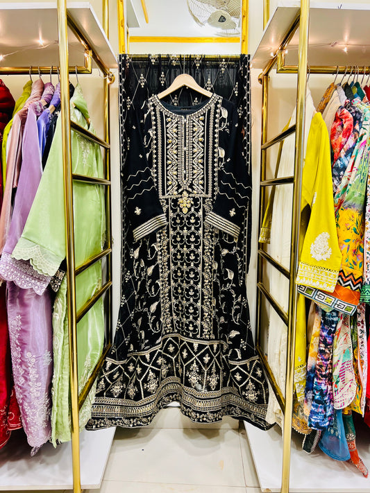 Midnight Noir Zarri & Sequin Embroidered Black Gown – Luxury Formal Wear