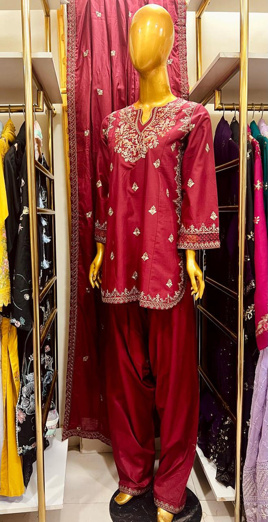 Zehra Luxe – Mehroon Royale | 3 Piece Cotton Short Shirt Farshi Set