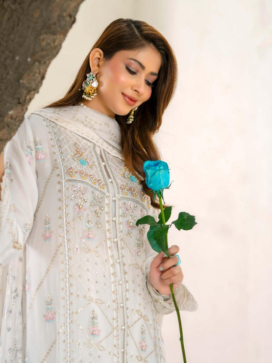Midnight Noir Zarri & Sequin Embroidered White Gown – Luxury Formal Wear