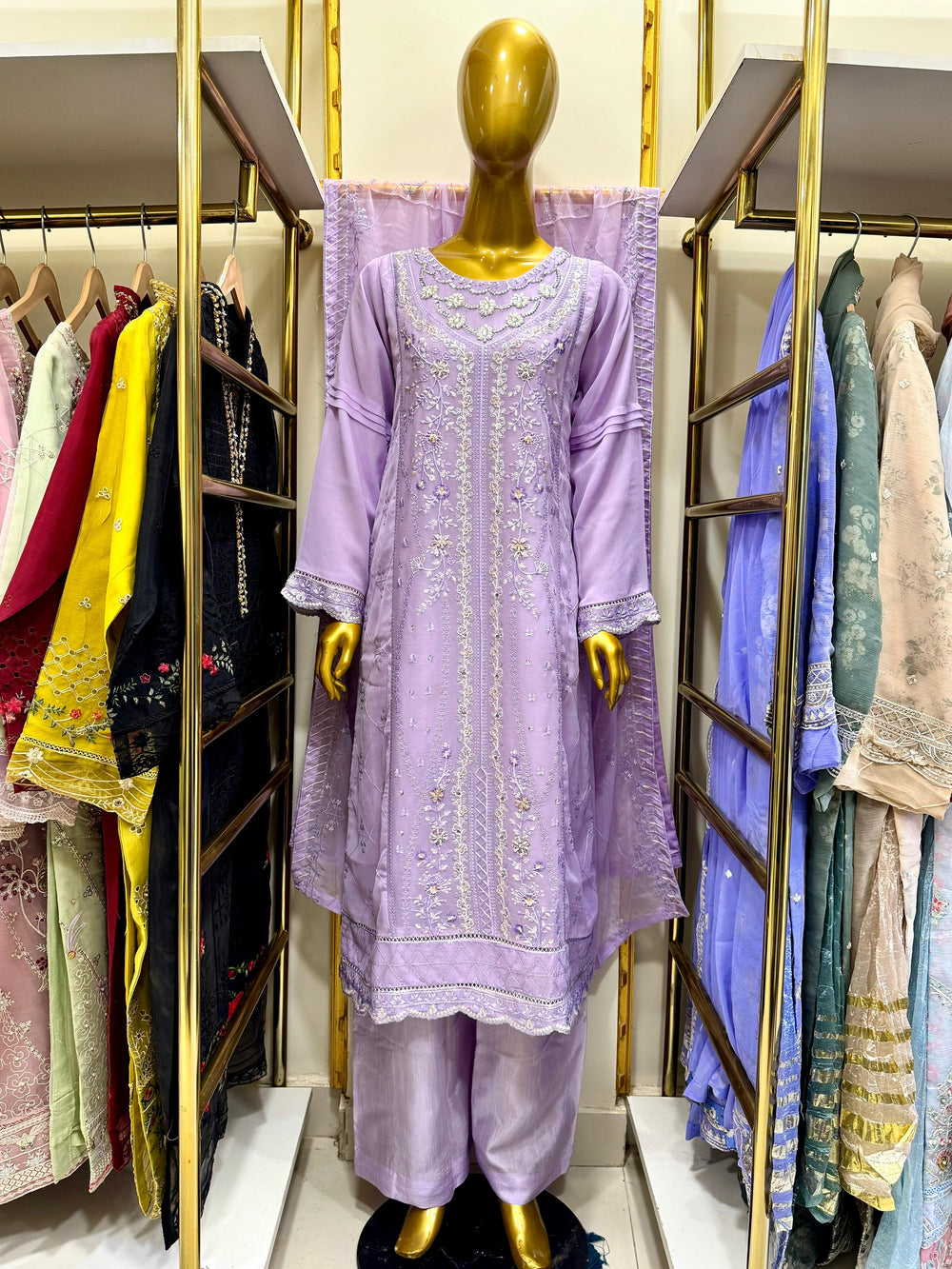 3pcs Embroidered Chiffon Suit - Fabric Emporium Official