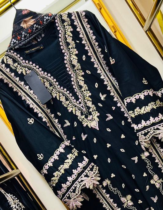 Siyah Élite – Black Embroidered Cotton 3 Piece Suit with Chiffon Dupatta