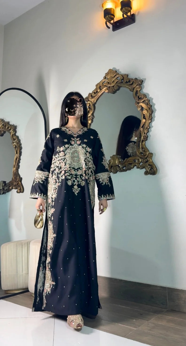 Mehr – Black Embroidered Long Shirt with Embroidered Trouser | 2Pc Luxury Pret