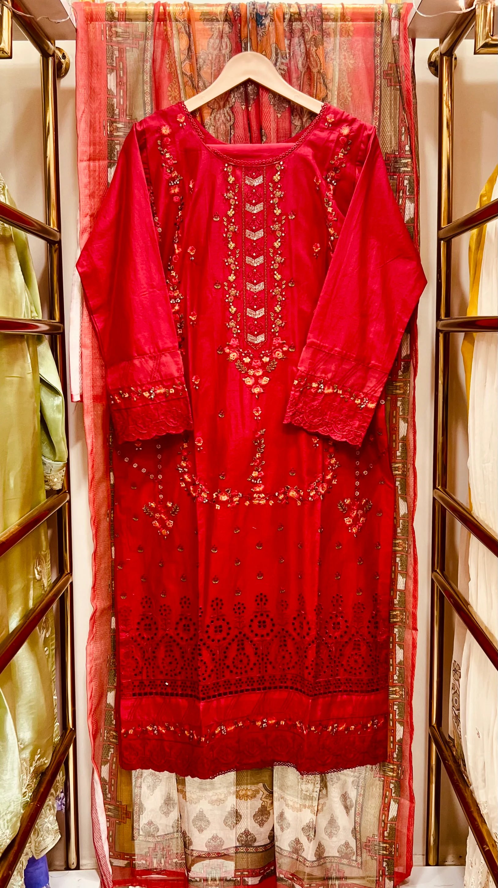 fe-ctn 112 3Pcs Embroidered Cotton suit - Fabric Emporium Official