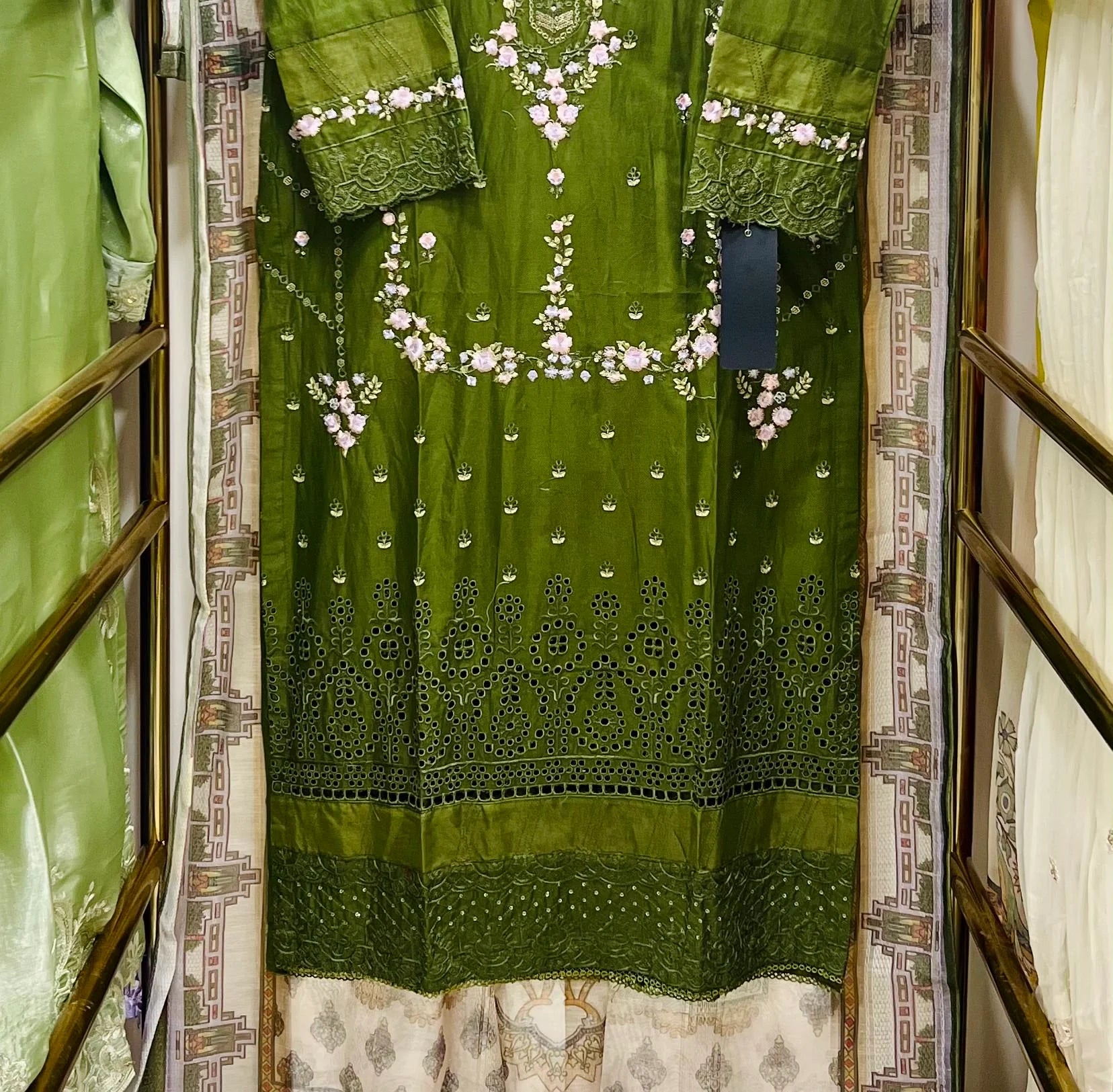 fe-ctn 112 3Pcs Embroidered Cotton suit - Fabric Emporium Official