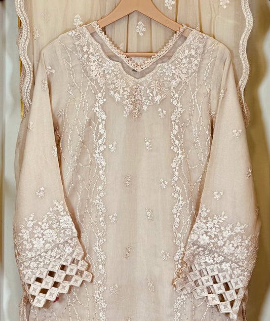 Ivory Whisper