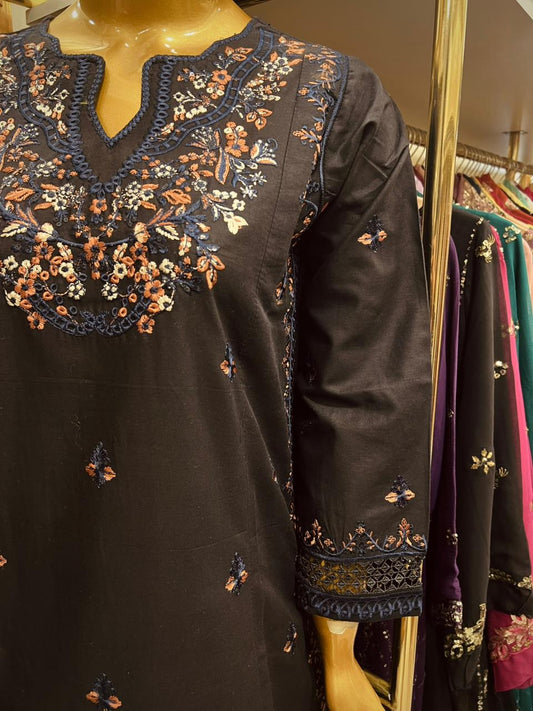 Zehra Luxe – Siyah Noir | 3 Piece Cotton Short Shirt & Farshi Shalwar