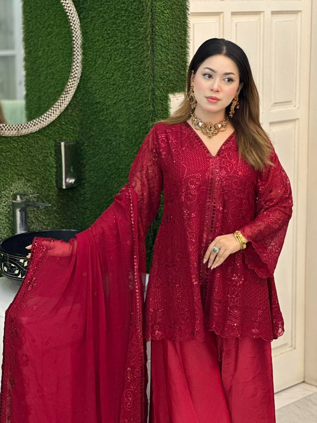 Noir Luxe – Red Heavy Embroidered Chiffon 3 Piece Suit