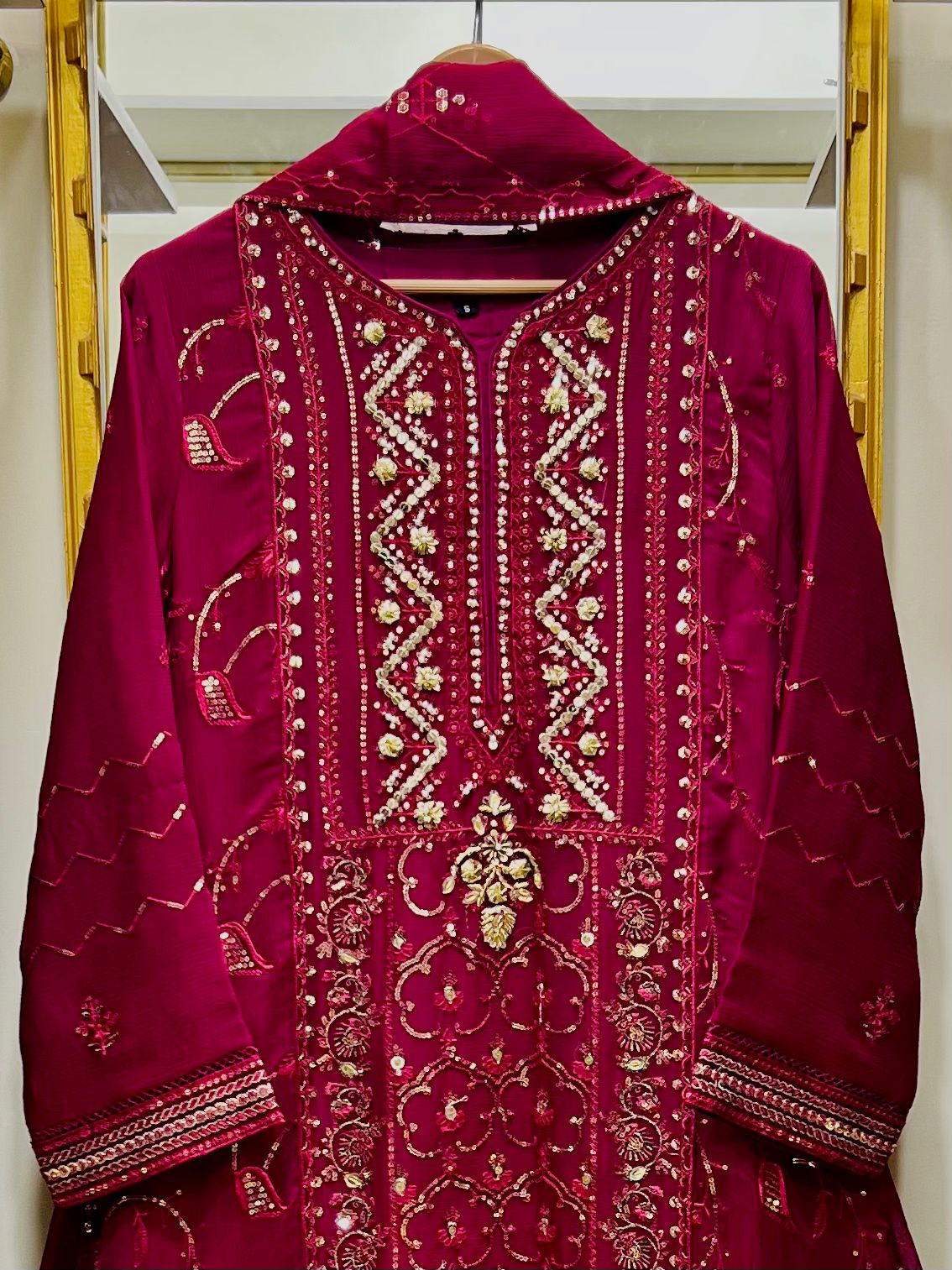 Velora Magenta Luxury  Gown 3Pcs