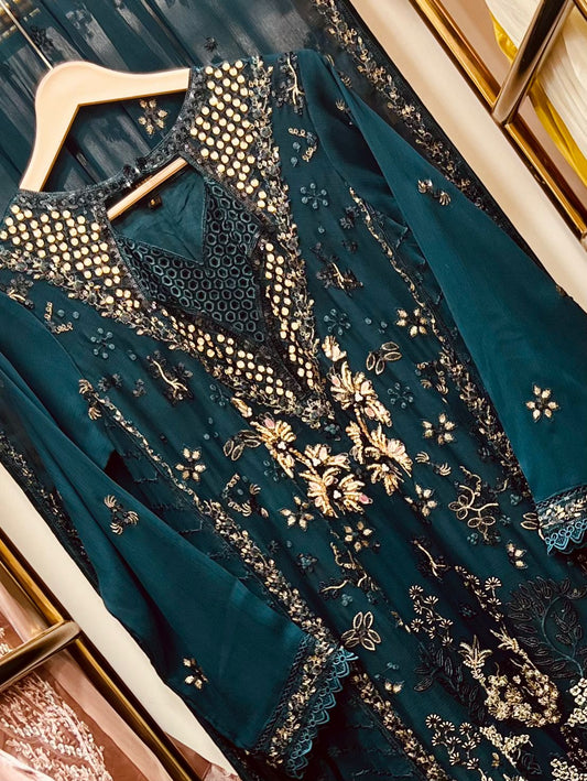 Imperial Peacock The Luxury Gown 3pcs
