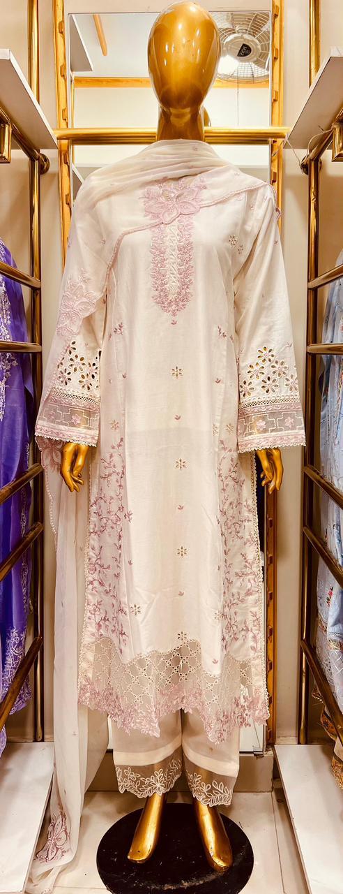 Zaria Mist White – Embroidered Cotton 3-Piece Suit with Chiffon Dupatta