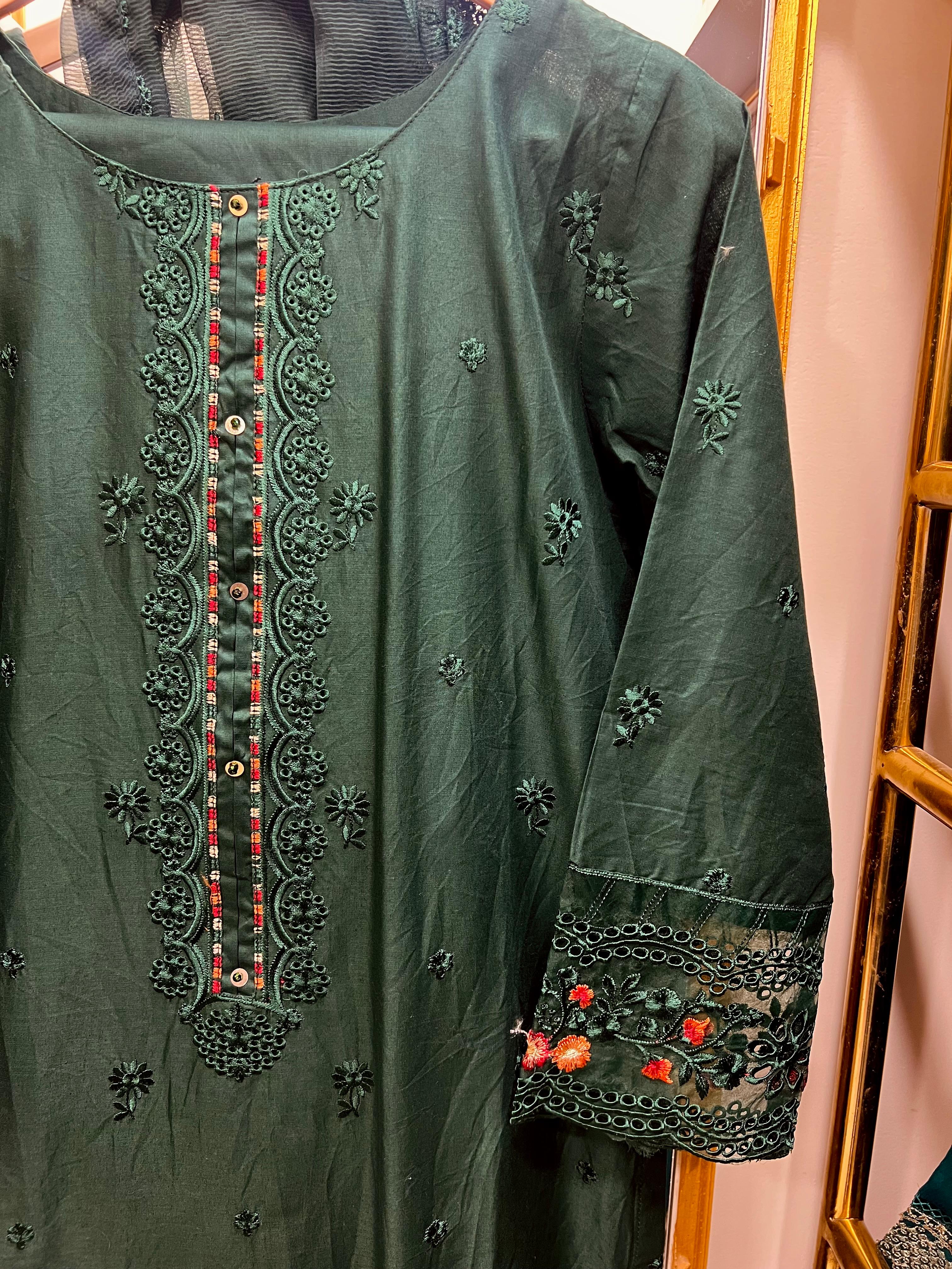 Elaya Green– Embroidered Cotton 3-Piece Suit with Chiffon Dupatta