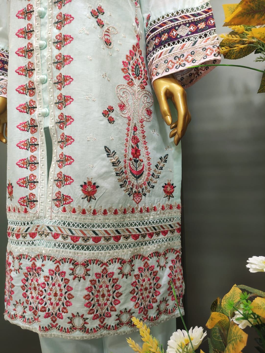 FEFRG-1112 3Pcs Embroidered Cotton suit