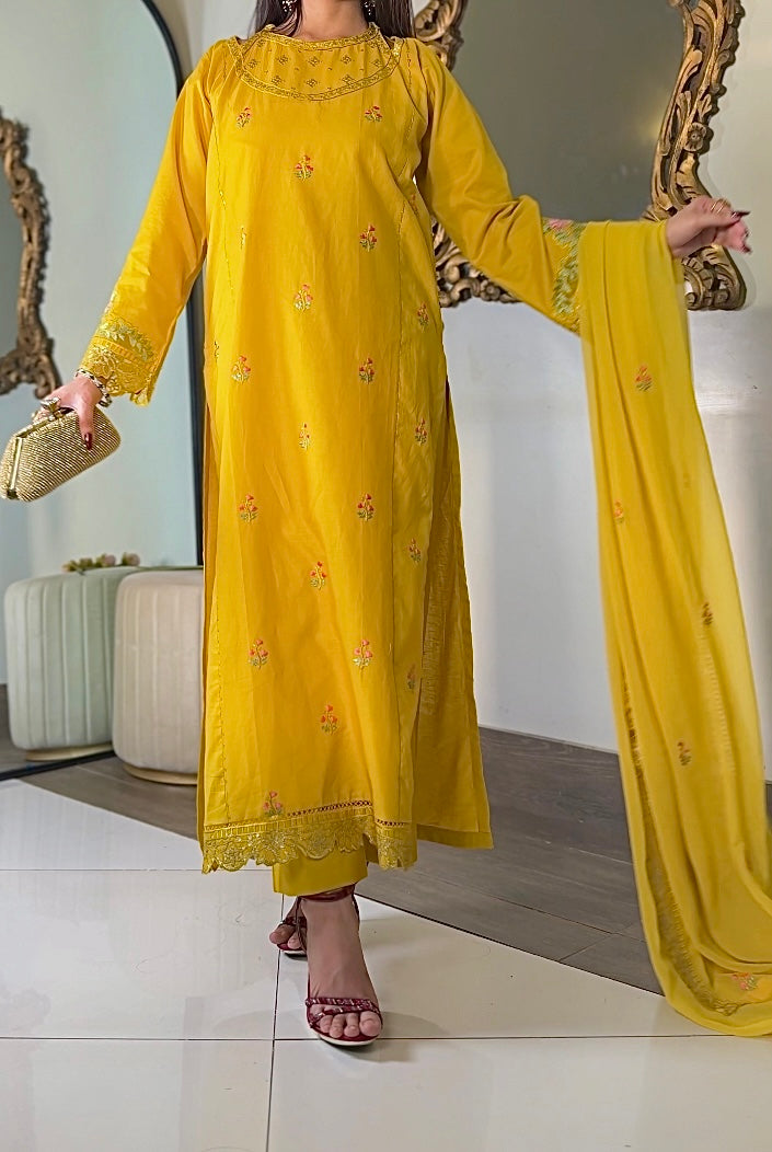Embroidered cotton shirt from Eid festive collection