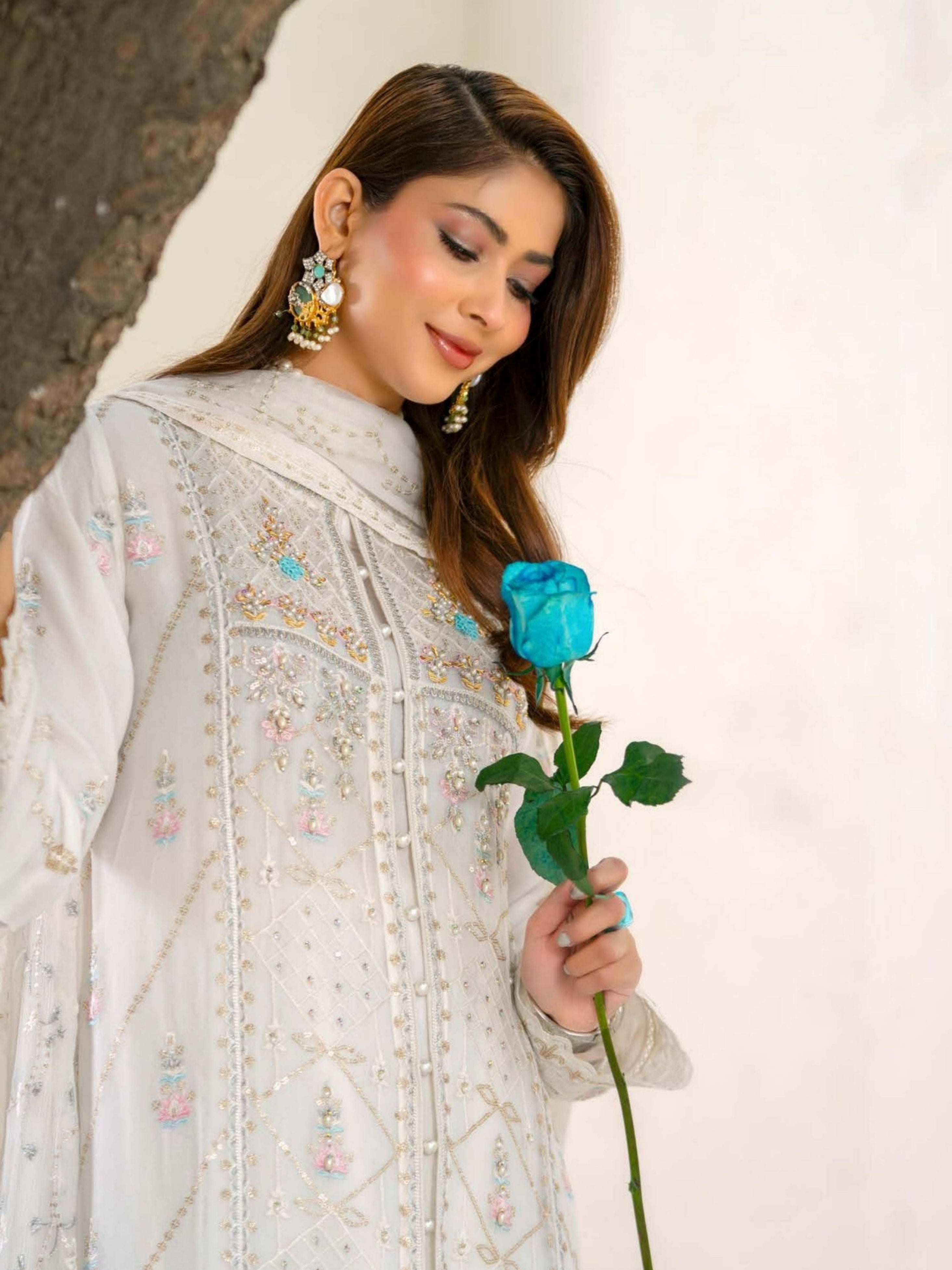 Midnight Noir Zarri & Sequin Embroidered White Gown – Luxury Formal Wear