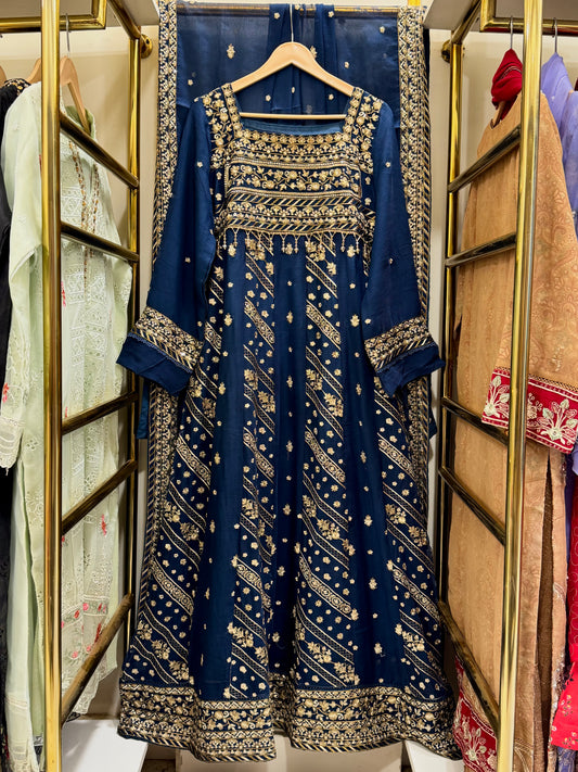 Elysian Dream – Luxury Embroidered Bamber Chiffon Maxi